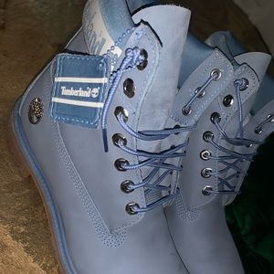 turquoise timberlands